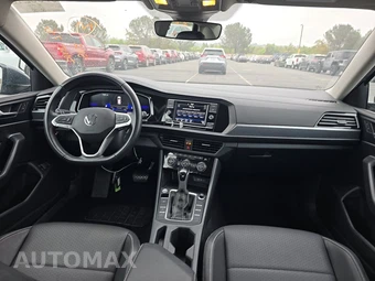 2024 Volkswagen Jetta SE - miniatura 11