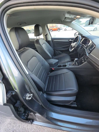 2024 Volkswagen Jetta SE – miniatura 14