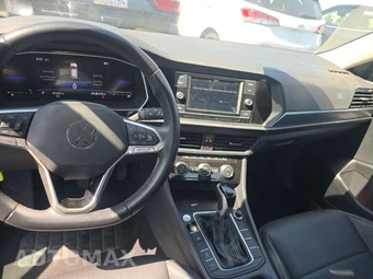2024 Volkswagen Jetta SE - miniatura 11