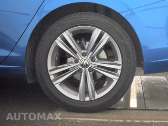 2024 Volkswagen Jetta SE – miniatura 12