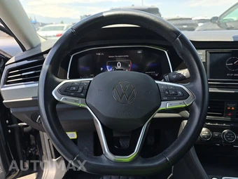 2024 Volkswagen Jetta SE – miniatura 10