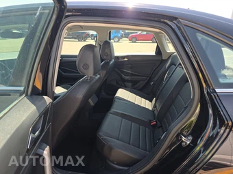 2024 Volkswagen Jetta SE - miniatura 13