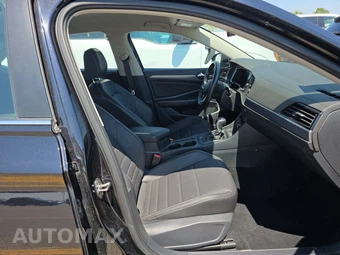 2024 Volkswagen Jetta SE - miniatura 8