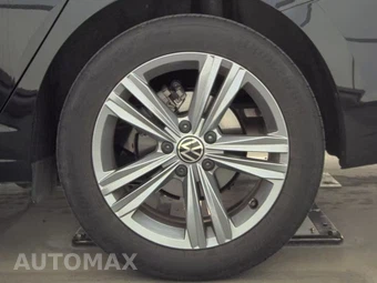 2024 Volkswagen Jetta SE – miniatura 12