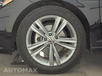 2024 Volkswagen Jetta SE – miniatura 9