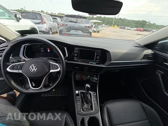 2024 Volkswagen Jetta SE - miniatura 11