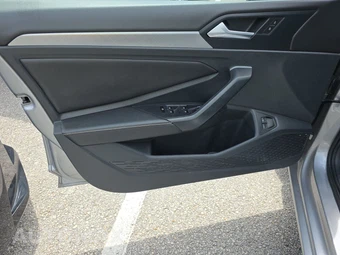 2024 Volkswagen Jetta SE - miniatura 15