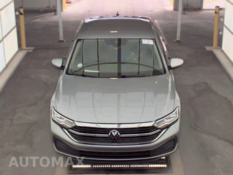 2024 Volkswagen Jetta SE - miniatura 2