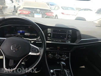 2024 Volkswagen Jetta SE - miniatura 11