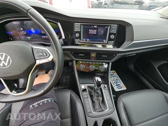 2024 Volkswagen Jetta SE – miniatura 17