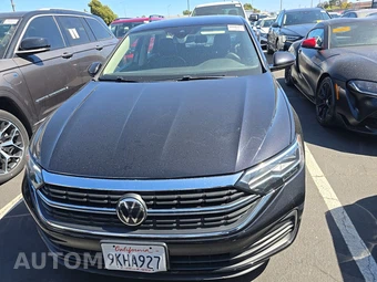 2024 Volkswagen Jetta SE – miniatura 2