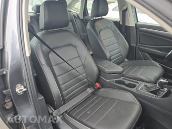 2024 Volkswagen Jetta SE – miniatura 8