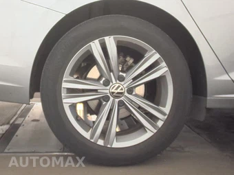 2024 Volkswagen Jetta SE - miniatura 11