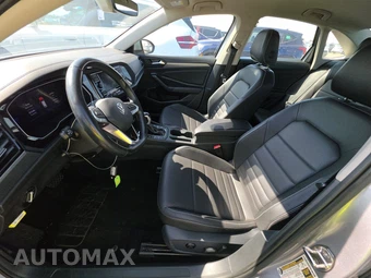 2024 Volkswagen Jetta SE - miniatura 13