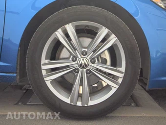 2024 Volkswagen Jetta SE – miniatura 10