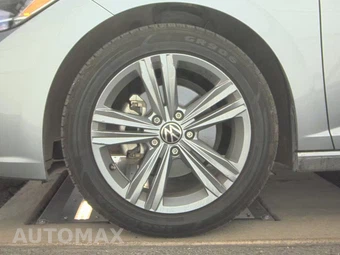 2024 Volkswagen Jetta SE – miniatura 9