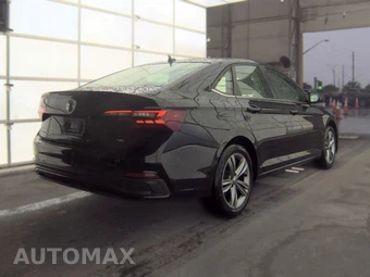 2024 Volkswagen Jetta SE - miniatura 5