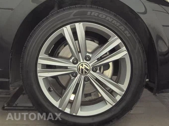 2024 Volkswagen Jetta SE – miniatura 10