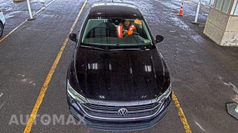 2024 Volkswagen Jetta SE – miniatura 2