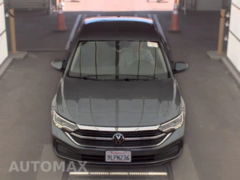 2024 Volkswagen Jetta SE – miniatura 2
