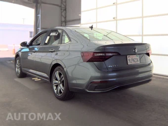 2024 Volkswagen Jetta SE – miniatura 8