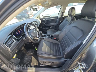 2024 Volkswagen Jetta SE - miniatura 13