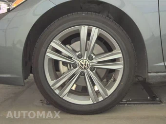 2024 Volkswagen Jetta SE - miniatura 9