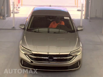 2024 Volkswagen Jetta SE – miniatura 2