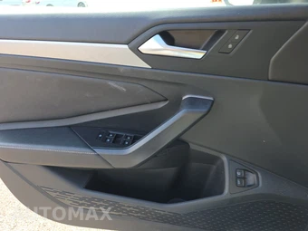 2024 Volkswagen Jetta SE – miniatura 9