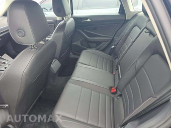 2024 Volkswagen Jetta SE - miniatura 13