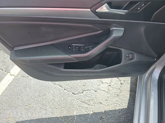 2024 Volkswagen Jetta SE – miniatura 15