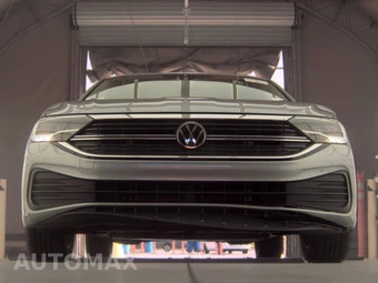 2024 Volkswagen Jetta SE – miniatura 3