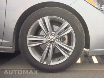 2024 Volkswagen Jetta SE – miniatura 10