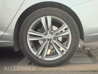 2024 Volkswagen Jetta SE – miniatura 12
