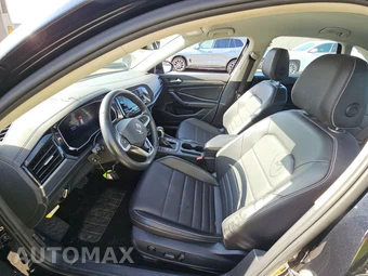 2024 Volkswagen Jetta SE – miniatura 7