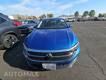2024 Volkswagen Jetta SE – miniatura 2