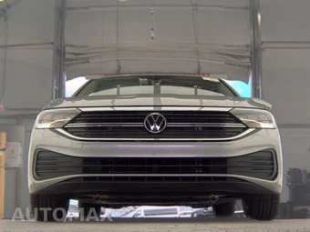 2024 Volkswagen Jetta SE - miniatura 3