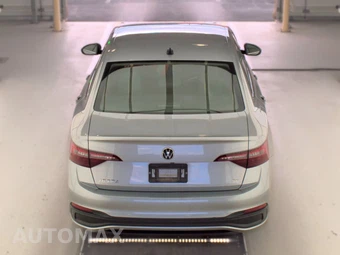 2024 Volkswagen Jetta SE - miniatura 6