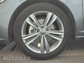 2024 Volkswagen Jetta SE – miniatura 9