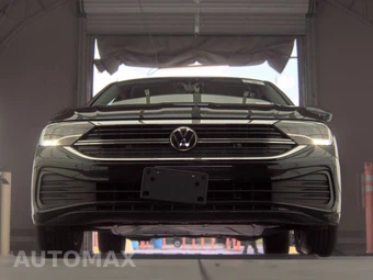 2024 Volkswagen Jetta SE – miniatura 3