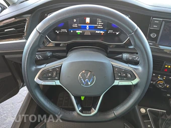 2024 Volkswagen Jetta SE - miniatura 10