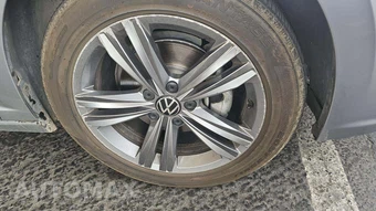 2024 Volkswagen Jetta SE - miniatura 32