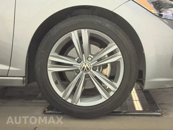 2024 Volkswagen Jetta SE – miniatura 10