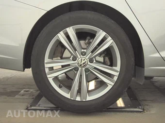 2024 Volkswagen Jetta SE – miniatura 11