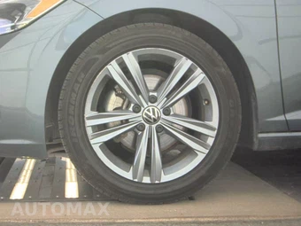 2024 Volkswagen Jetta SE - miniatura 9