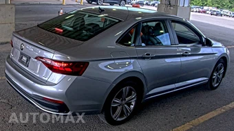 2024 Volkswagen Jetta SE – miniatura 4