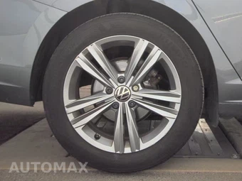 2024 Volkswagen Jetta SE - miniatura 11