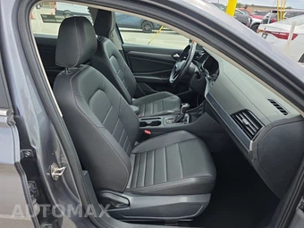 2024 Volkswagen Jetta SE - miniatura 14