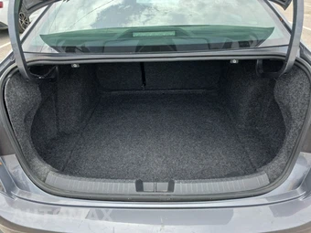 2024 Volkswagen Jetta SE - miniatura 23