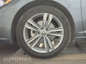2024 Volkswagen Jetta SE - miniatura 9